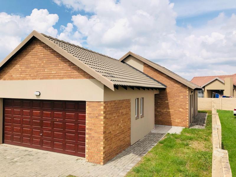 3 Bedroom Property for Sale in Waterkloof A H North West